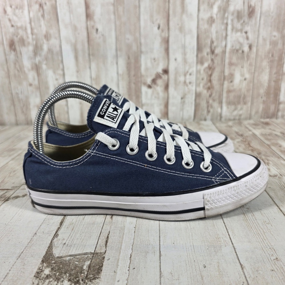 Converse Chuck Taylor All Star Low Top Navy Blue Canvas Sneakers Womens 6.5